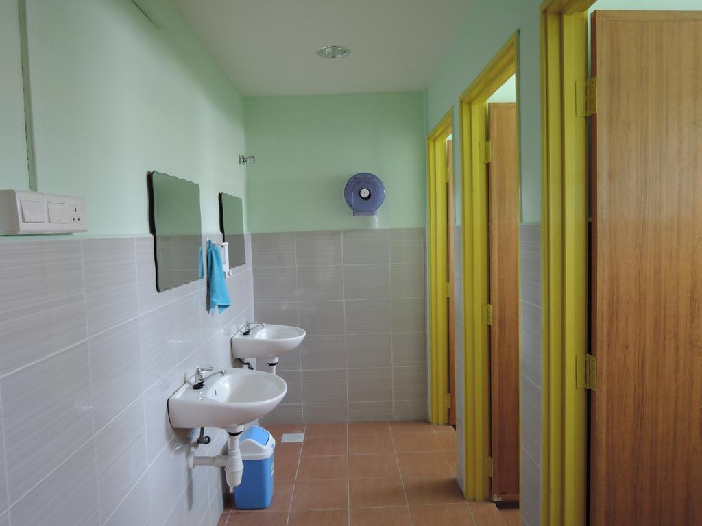 Zweibettzimmer mit Gemeinschaftsbad